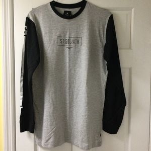 St Goliath Long Sleeve Graphic Tee Shirt Black Crew Neck Gray Heather Body